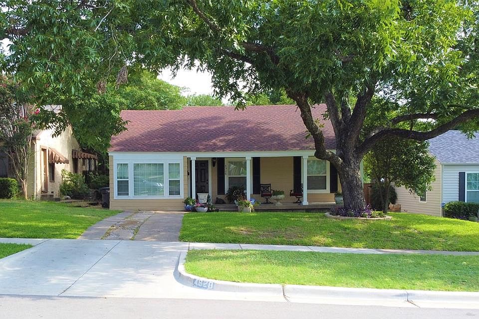 1st image of 4928 Calmont Ave