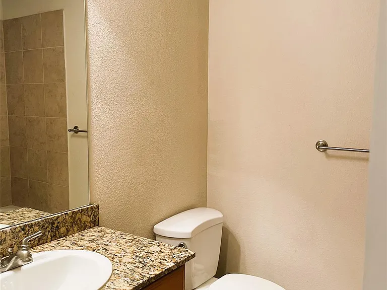2320 Calendar Ct — Photo 9