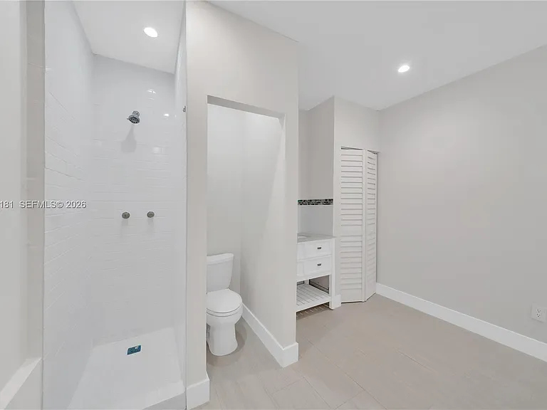7555 SW 28th Street Rd #A — Photo 8