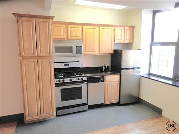4th image of 333 E 108th St APT 1E