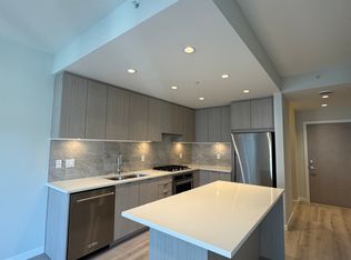 625 Cottonwood Ave #608, Coquitlam, BC V3J 2S5