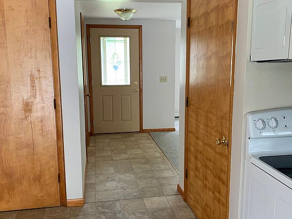 4th image of 60251 Nottingham Ln