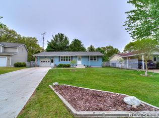 1572 Cornell Rd, Muskegon, MI 49441