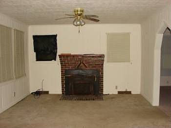 2nd image of 416 Oakdale St