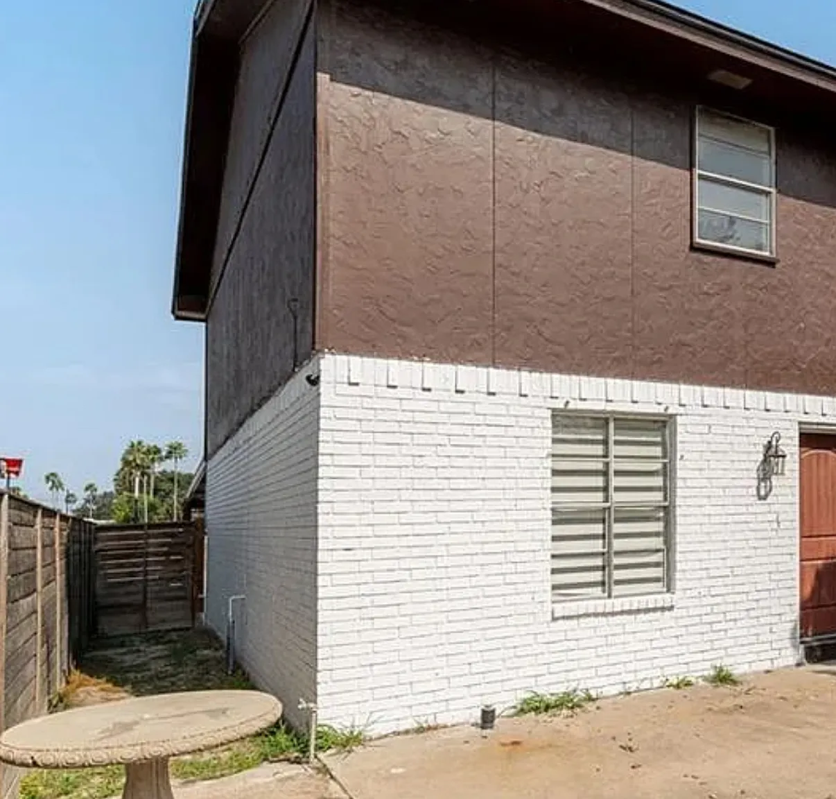 2 bed, 1.5 bath, 1116 sqft, $1,800 — Photo 1