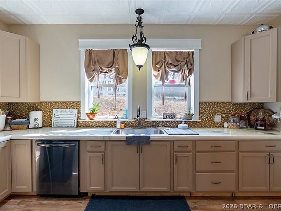 5th image of 32664 Fischers Point Rd