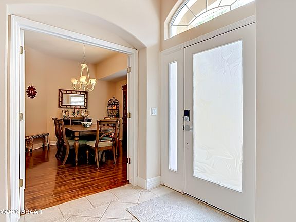 3rd image of 10 Acclaim At Lionspaw