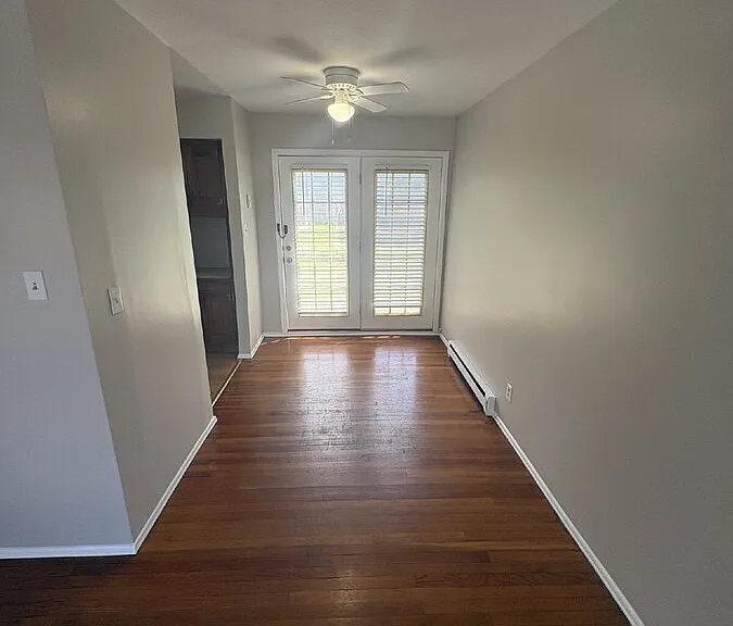 104 Clinton St — Photo 6