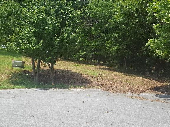 5th image of Houdan Way