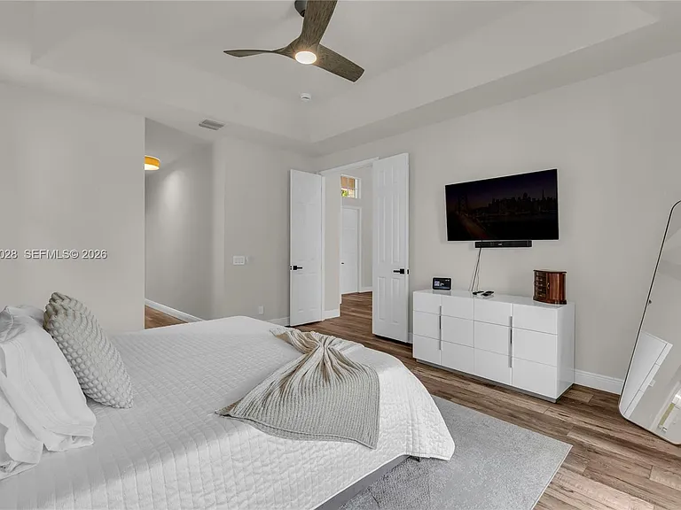 950 Marina Dr — Photo 16