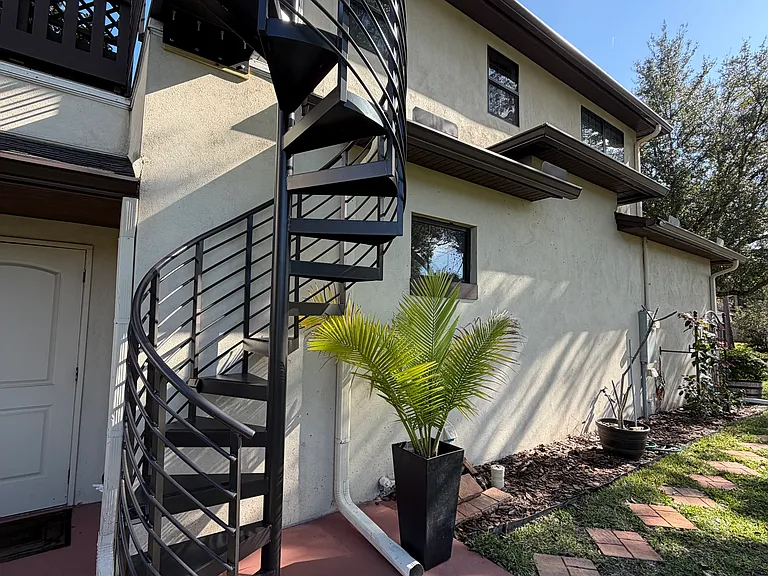2241 Nairn Dr — Photo 5
