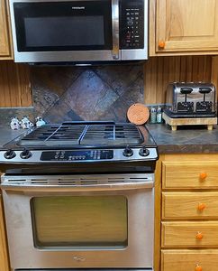 45 S S St, Cottage Grove, OR, 97424