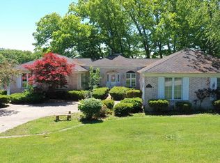 472 Wexford Rd, Valparaiso, IN 46385