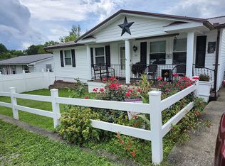 62 Halifax St, Buckhannon, WV 26201