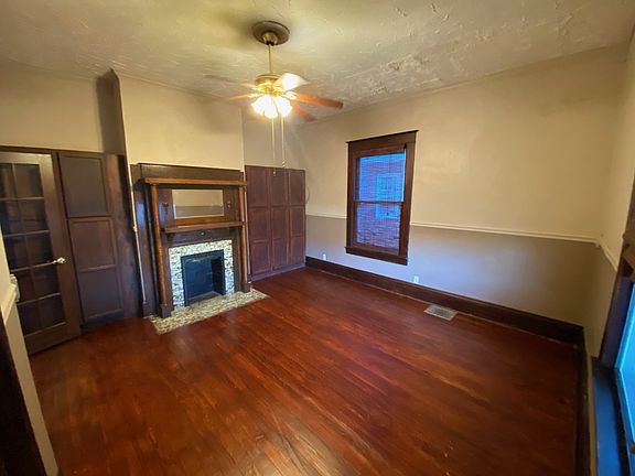 4th image of 818 Barnett St