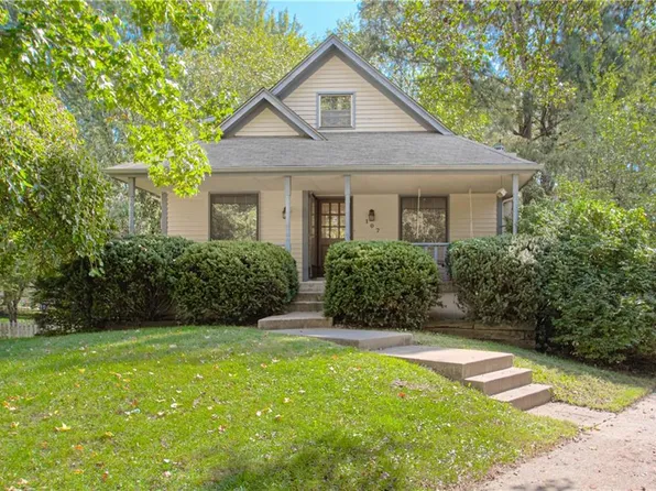 107 14th Ave N, Greenwood, MO 64034