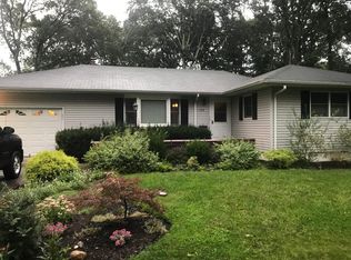150 Mayflower Rd, Mattituck, NY 11952