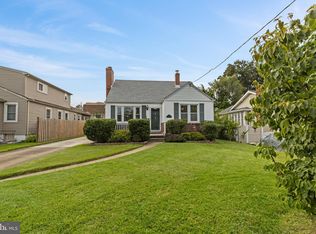 8102 Ridgely Oak Rd, Baltimore, MD 21234