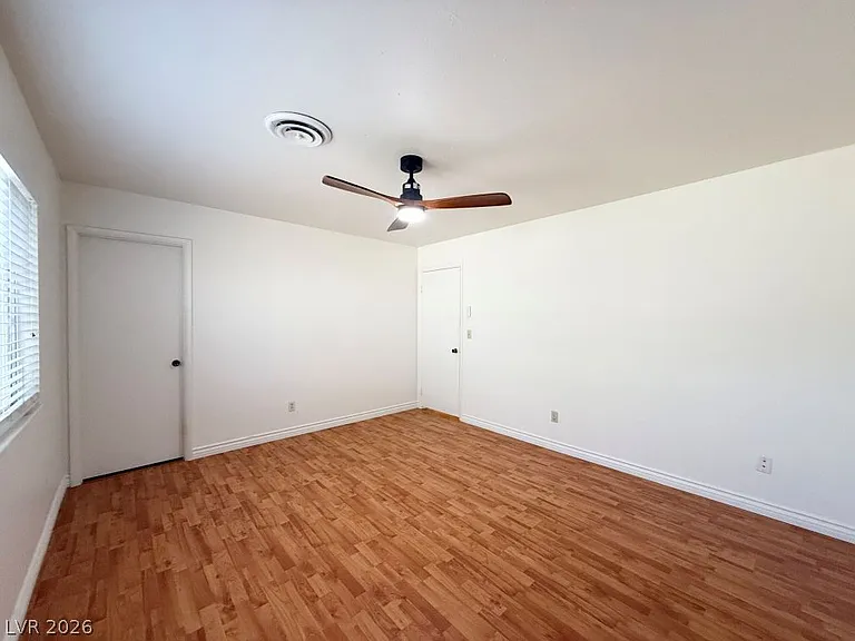 616 Greenway Rd — Photo 17