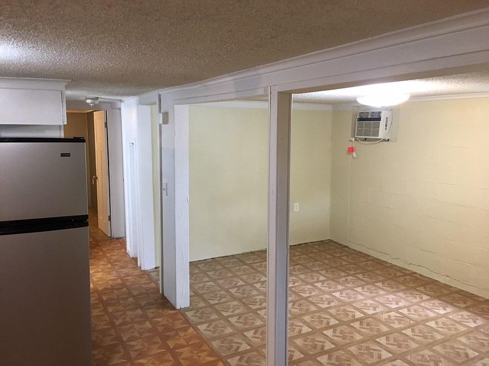 2nd image of 915 N 4th St