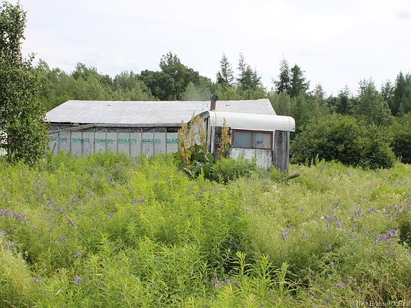 2nd image of 707 Fishing Club Rd
