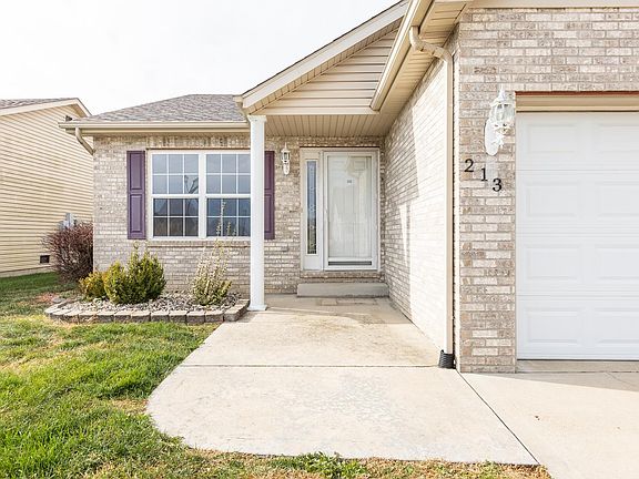 3rd image of 213 Alamosa Dr