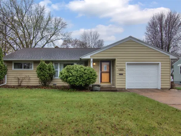 2015 Valmont Avenue, Eau Claire, WI 54701