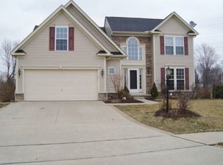 104 Shale Ct, Berea, OH 44017