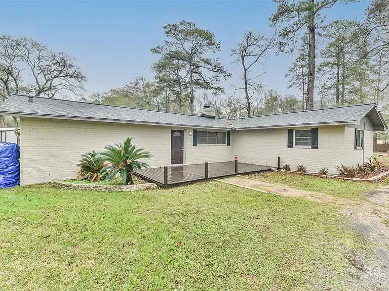 23807 Red Oak Dr — Photo 1