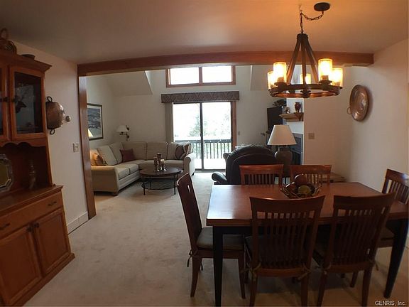 4th image of 48 Sunset Dr