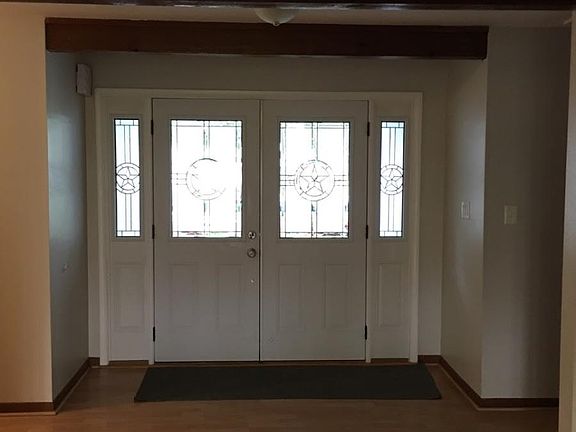 5th image of 211 Lake Thomas Dr