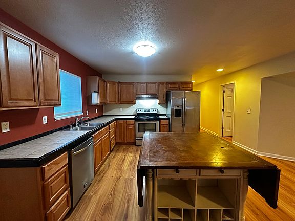 4th image of 3155 Bacchus Ct APT B