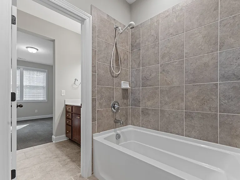 3828 Hickory Manor Dr — Photo 49