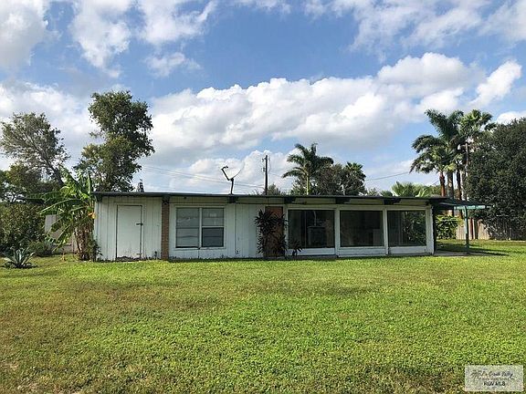 4th image of 1301 Palm Dr