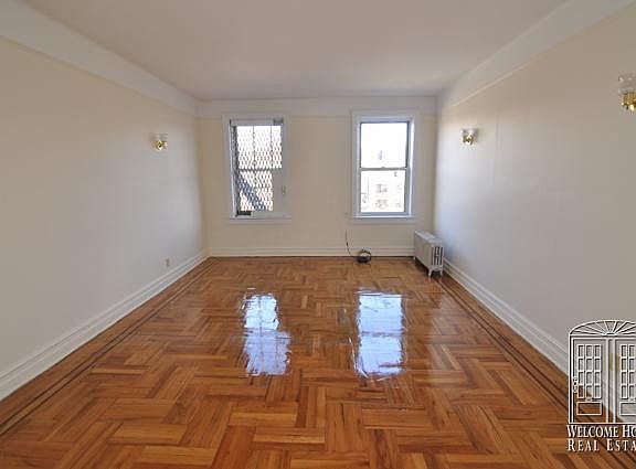 3rd image of 4115 46th St APT 4N