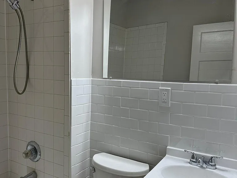 599 Park St #1 — Photo 9