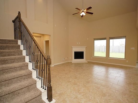 5th image of 2957 Gibbons Hill Ln