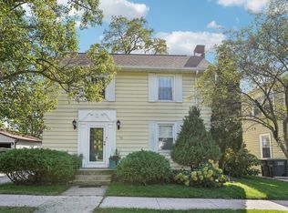 155 Walnut St, Valparaiso, IN 46383