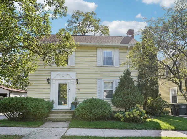 155 Walnut St, Valparaiso, IN 46383