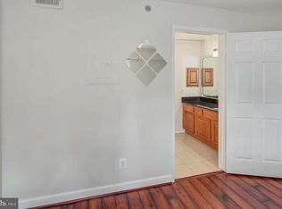 3307 Wyndham Cir APT 3170, Alexandria, VA 22302