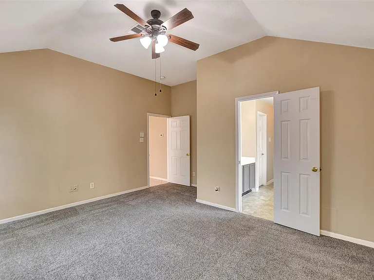 19702 Byron Meadows Dr — Photo 20
