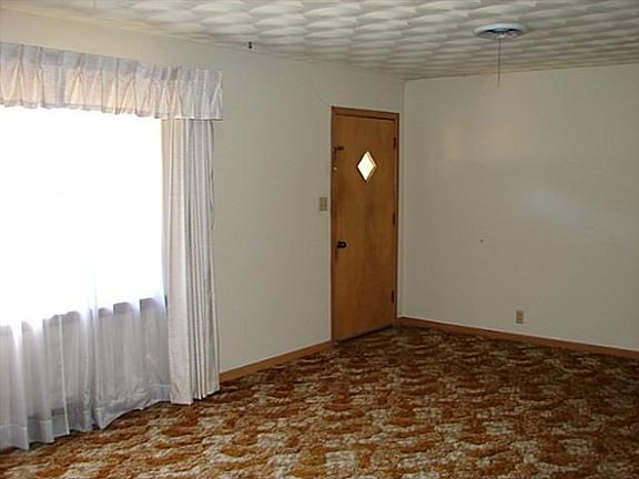 2nd image of 545 Richland St
