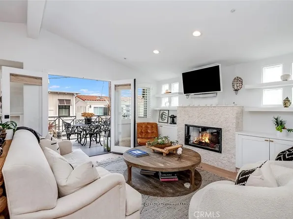 433 Marine Ave #B, Manhattan Beach, CA 90266
