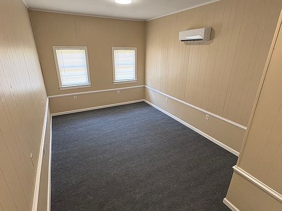 4th image of 4232 Governors Rd #308