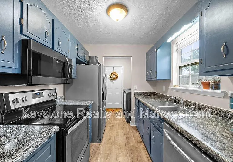 223 Golden Pond Ave #223 — Photo 6