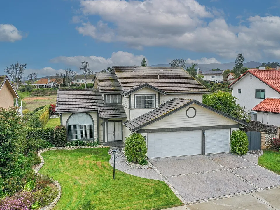 848 Devore Ave