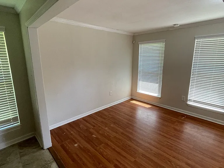 5529 Beth Ann Dr — Photo 5