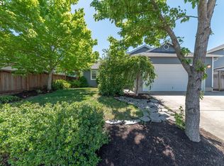 83 Honer Loop, Creswell, OR 97426