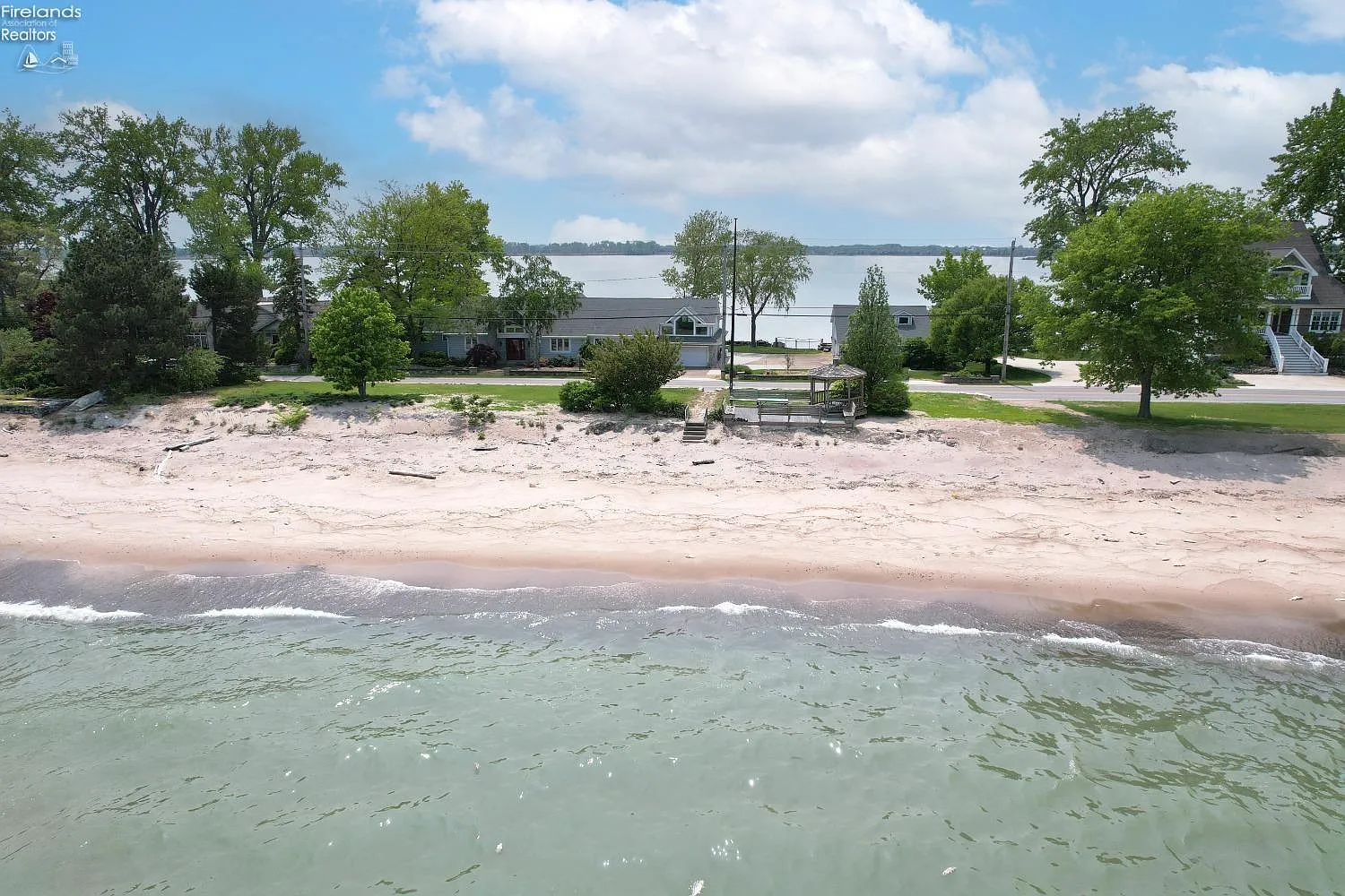 1137 Cedar Point Rd photo 1