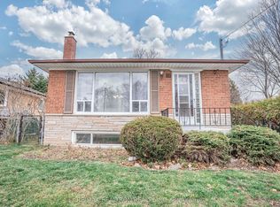 62 Slan Ave, Toronto, ON M1G3B3